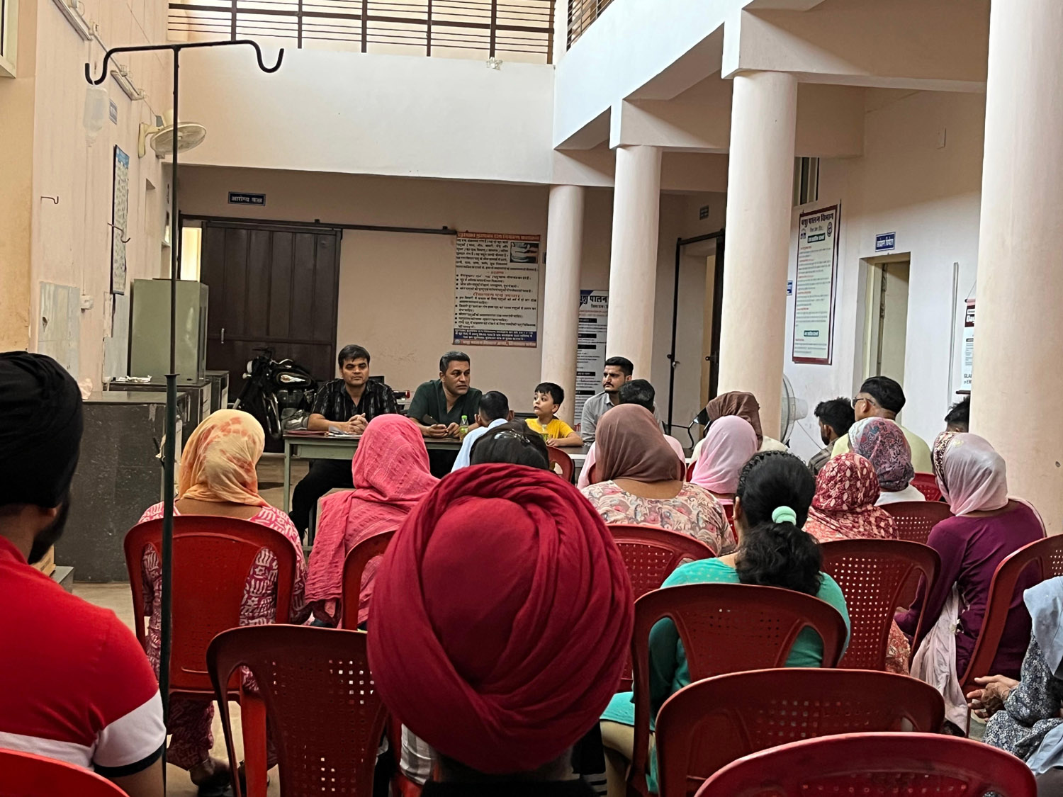 Mega Veterinary Camp Organized in Una on Animal Welfare Day.